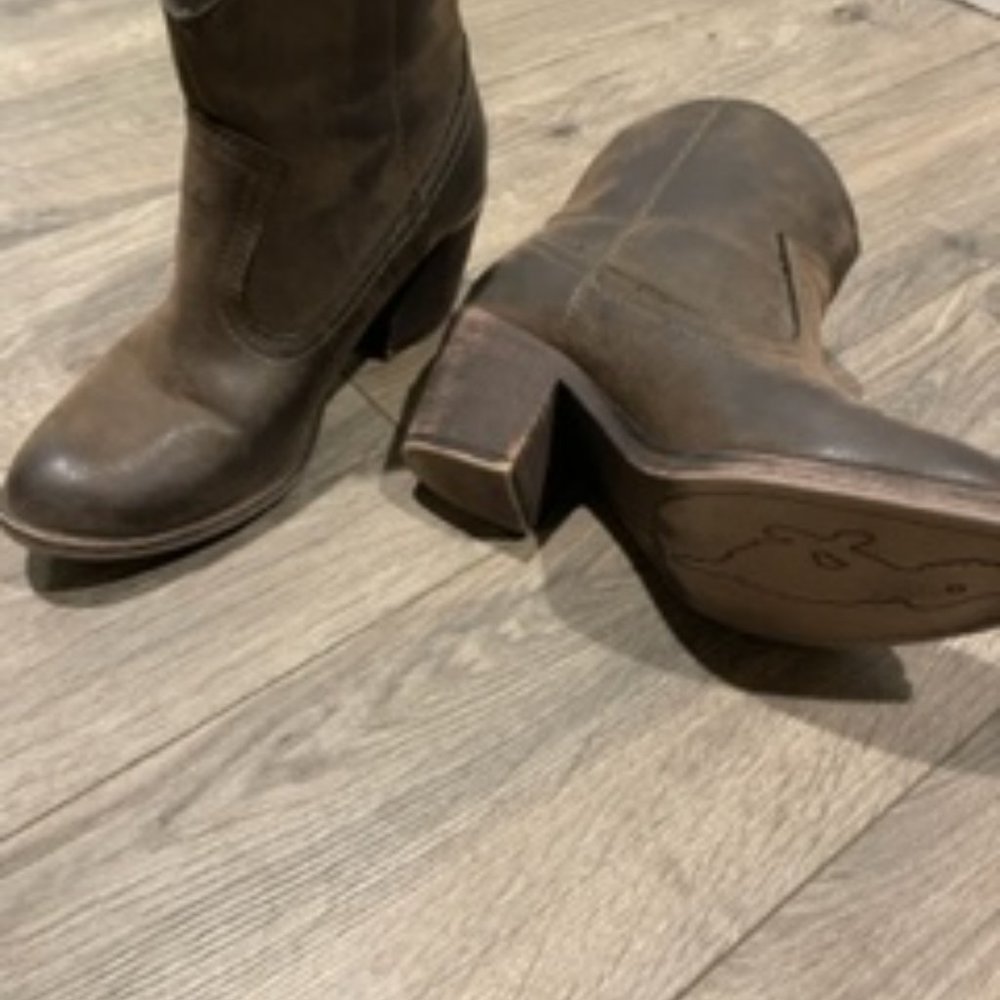 Rocket Dog Soundoff Vintage western booties